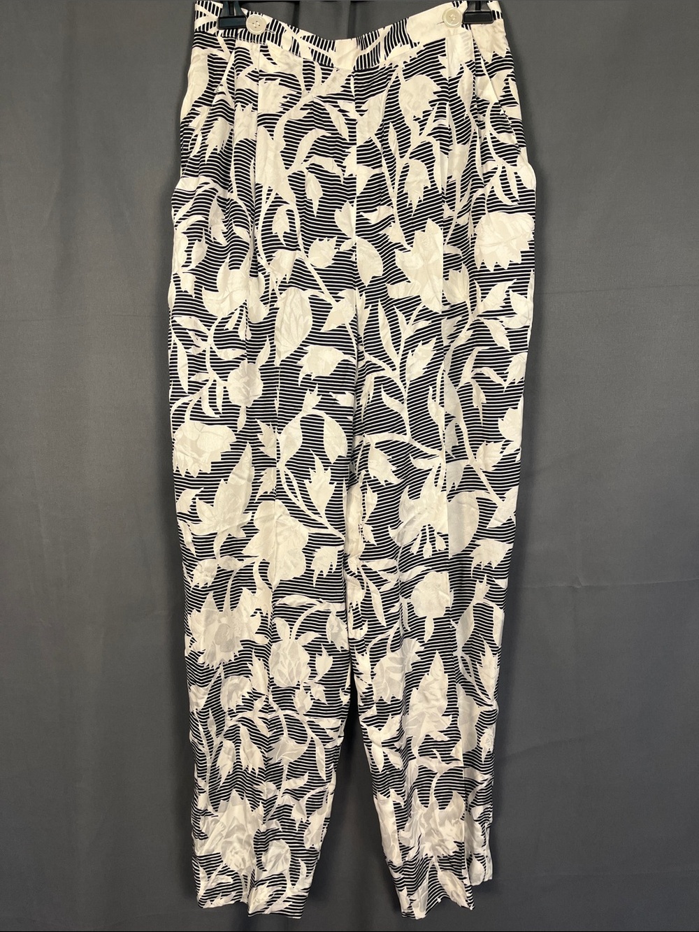 Mary Ann Restivo 100% silk Floral Stripe High-Waist Women's Pants - Navy & White